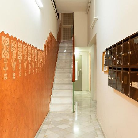 Stay U-Nique Apartments Consell Barcellona Esterno foto